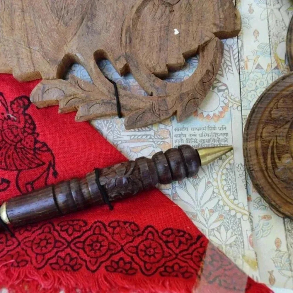 Vintage Mid Century Wooden Hand Carved Leaf Server, Coaster & Bottle Opener Set - Picture 5 of 5
